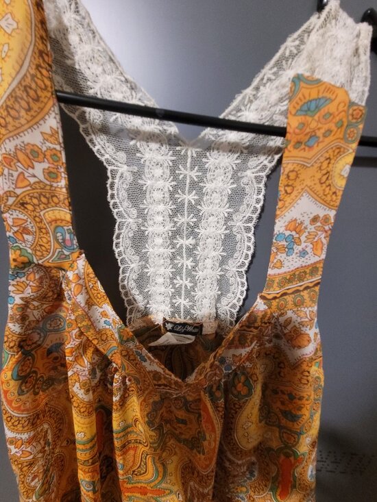Lily White Tops - Nordstrom Lace Top/Medium/Autumn Paisley